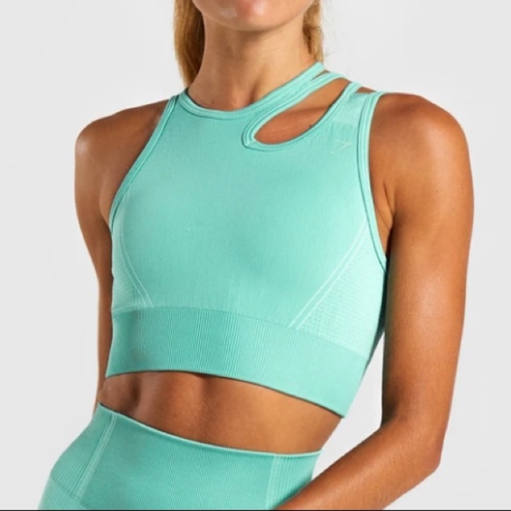 Ultra Seamless sports bra